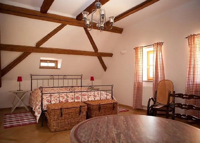 Gastehaus Im Weingut Schloss Proschwitz 3* Meißen